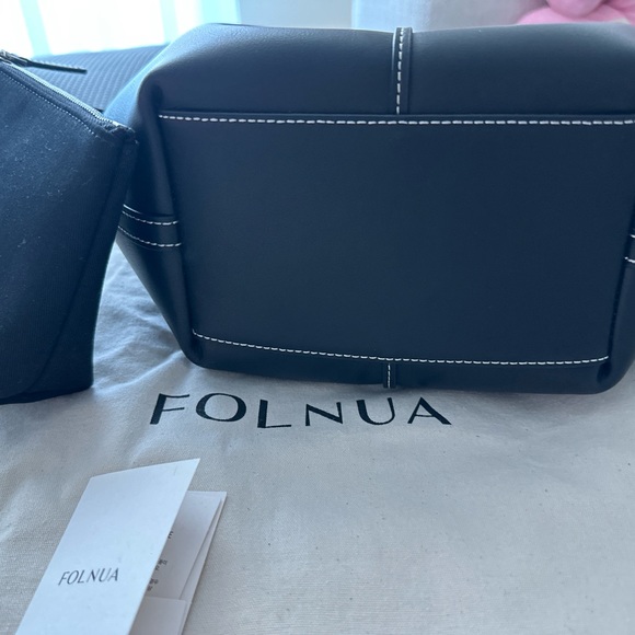 FOLNUA
Mini Shell Bag_Black-Stitch - Picture 5 of 11